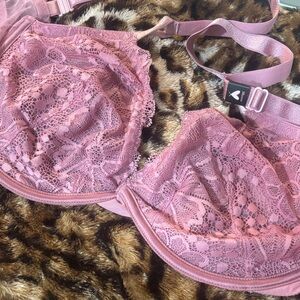 Victoria's Secret Lace Bra in Pink